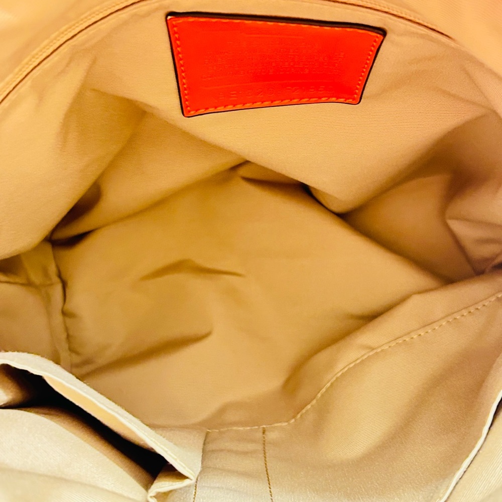 Coach Tote/ Shoulder Bag - Picture 4 of 14